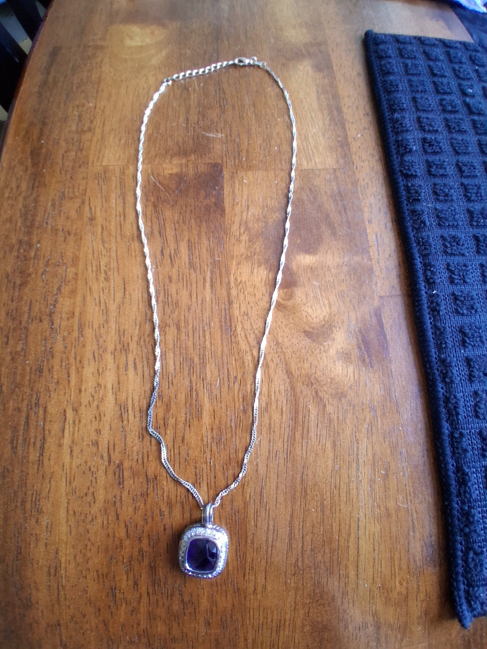 Silver-Tone Necklace with Deep Purple Cushion Pendant Icheck Googlelens Saidis Y
